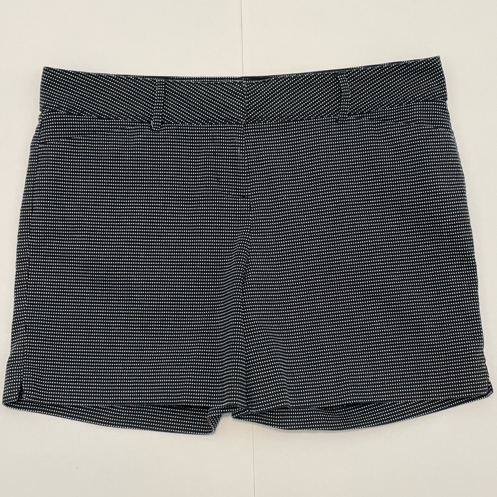 The Limited Black and White Polka Dot Classic Women's Shorts Size 12